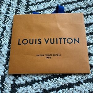 Medium Louis Vuitton shopping bag